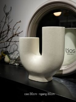 Bình gốm trắng chữ 30x30