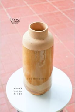 Alternative view of Bình gốm tông màu nâu đất men bóng cao 36cm