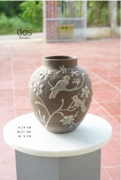 Bình gốm hoạ tiết cổ điển