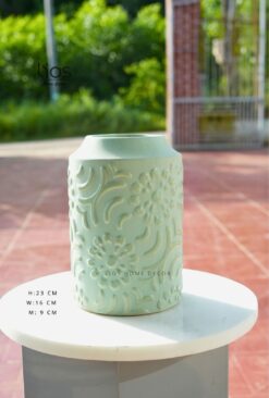 Bình gốm xanh Ngọc hoa văn nổi